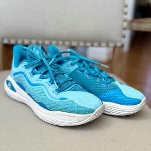 Kid’s Steph Curry Under Armour Basketball Shoes - Teal and White